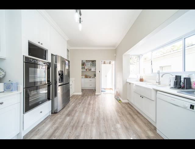 5 BEDROOM HOUSE FOR SALE IN VINCENT